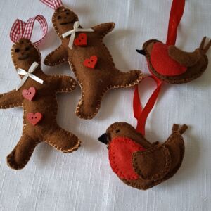 Florabunda Gifts - Gorgeous Handmade Felt Little Christmas Robin and Gingerbread Men
